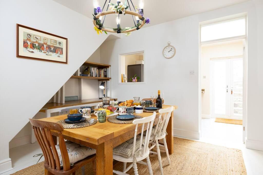Pure B - Welcoming Bath City 3 Bed House Free Parking & Wifi Exterior foto